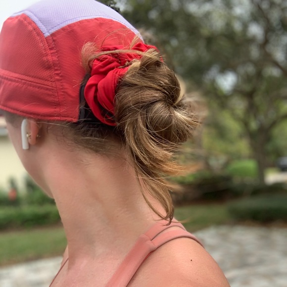 Meet your Posher, Carly - Picture 1 of 1